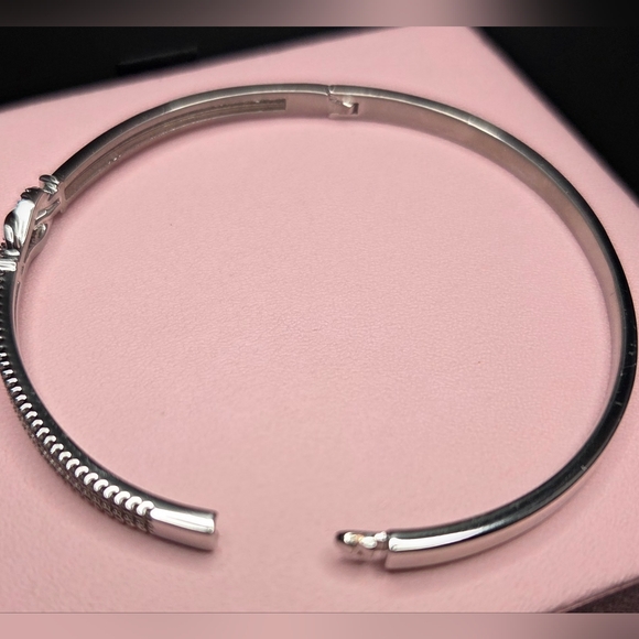 Brand New Sterling Silver 925 With 18K White Gold Plated Bangle Bracelet - Picture 8 of 10